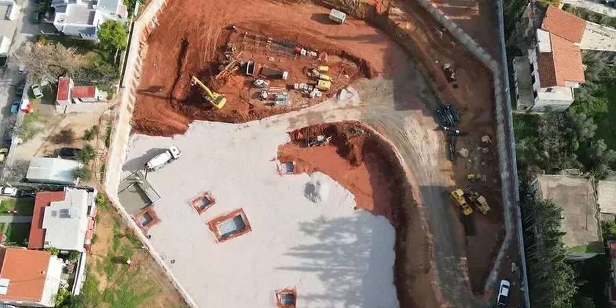 Projeto geotécnico de escavações profundas em Embu das Artes